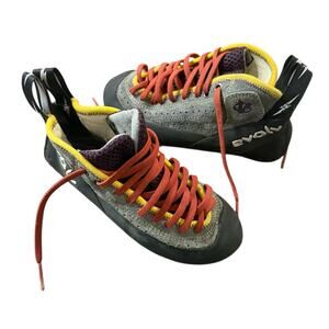 Evolv Kids Climbing Sneakers - Gray and Red